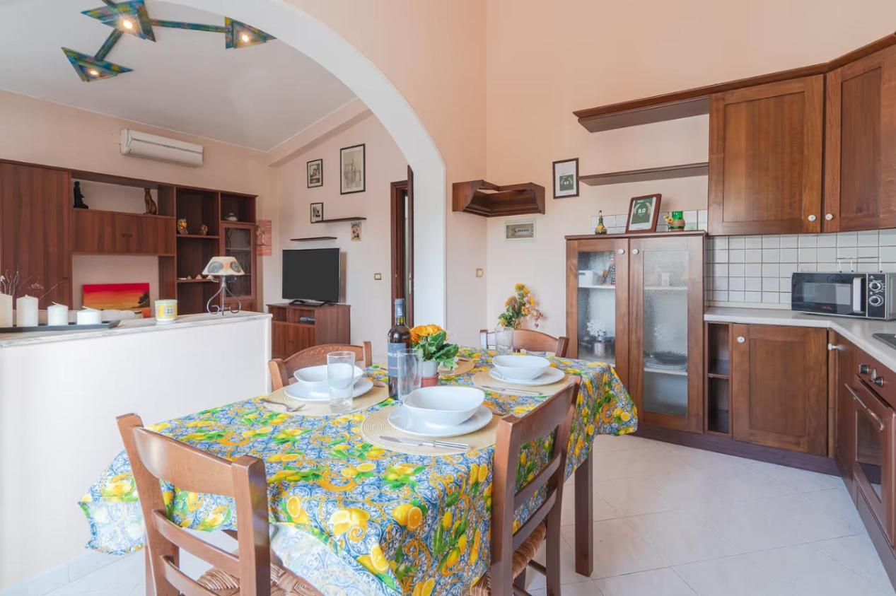 Villa Fratelli Arenella  Eksteriør bilde